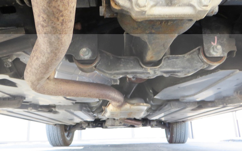 Diagnose A Clogged Catalytic Converter