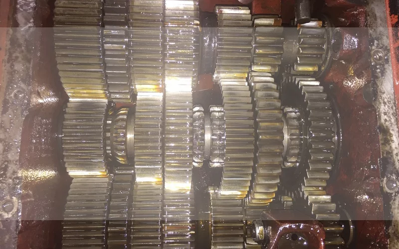 Gears-Getting-Stuck How to Check Transmission Fluid : Importance, Symptoms, How to add