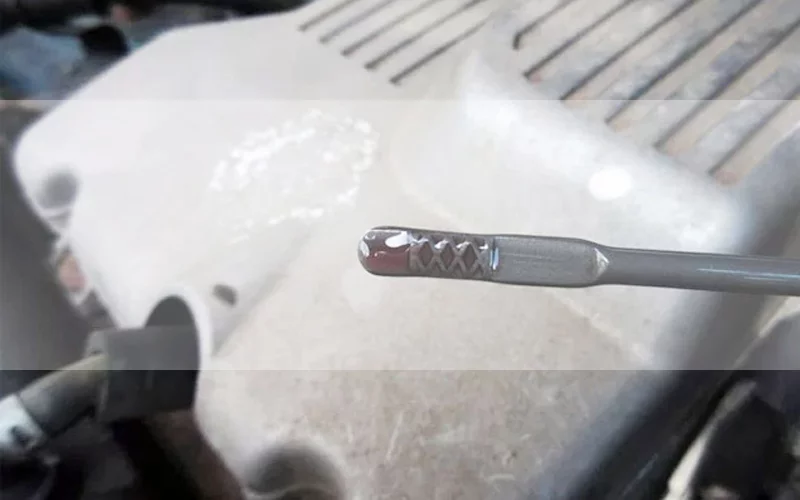 Symptoms-of-Low-Transmission-Fluid How to Check Transmission Fluid : Importance, Symptoms, How to add