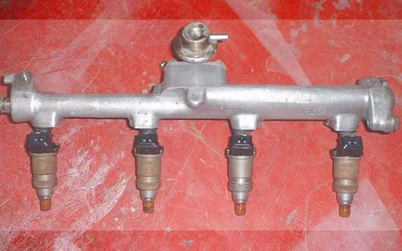 symptoms-of-a-bad-fuel-injector What Happens When Fuel Injectors Go Bad - Causes, Effect