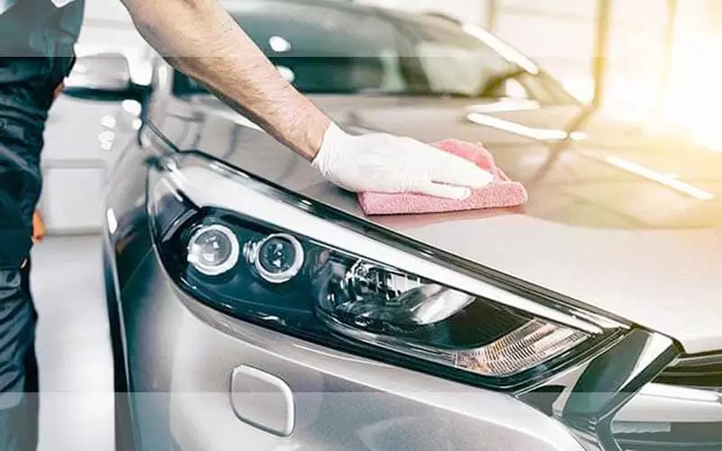 Polishing-the-car-manually Car Detailing : A Beginner's Guide To Car/Auto Detailing Like a Pro