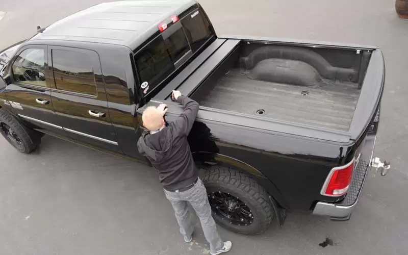Retraxpro-doors-opening-and-closing-smoothly RetraxPRO XR Retractable Truck Bed Tonneau Cover Review