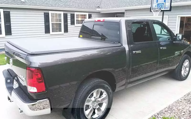 T3-Tri-Fold-back-truck-cover Tyger Auto T3 Tri-Fold Tonneau Cover Review