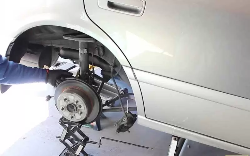 bad-struts-is-the-wheels Driving With Bad Struts - Steps, Dangers, How to Fix