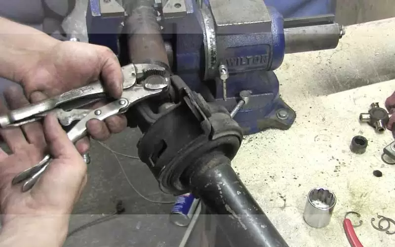 your-car-shakes-when-accelerating Car Shaking When Accelerating -12 Causes & Easy Solutions