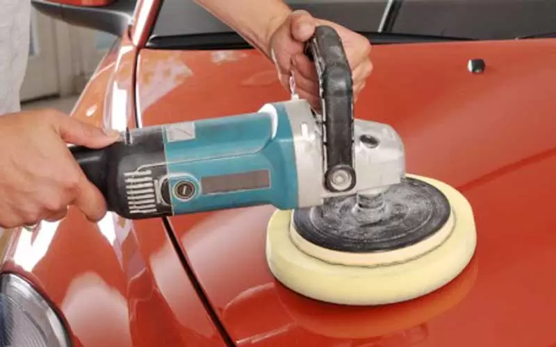 Buffing-with-metal-polish How to Fix Scratched Glass with Coating – Step by Step Process