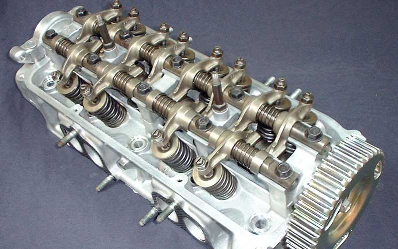 Valve timing in DOHC and SOHC