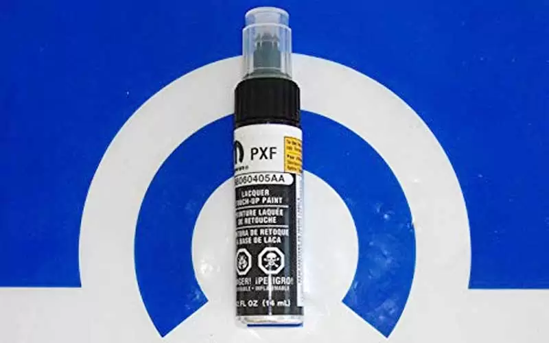 Mopar-Jeep-Wrangler-Hard-Touch-Up-Paint Best Automotive Touch up Paint Review and Complete Guide