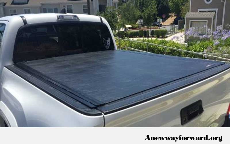 Best Toyota Tacoma tonneau cover review